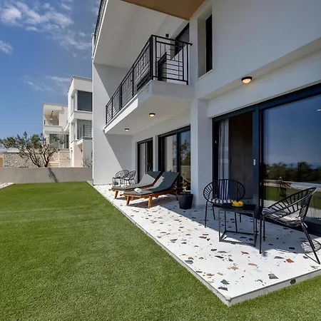 Terazzo With Heated Pool