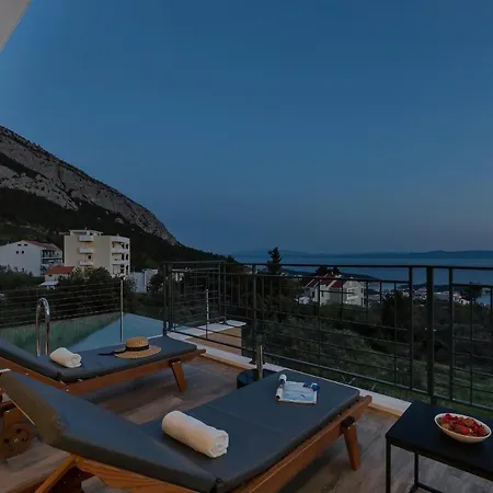 Vila Terazzo With Heated Pool Makarská