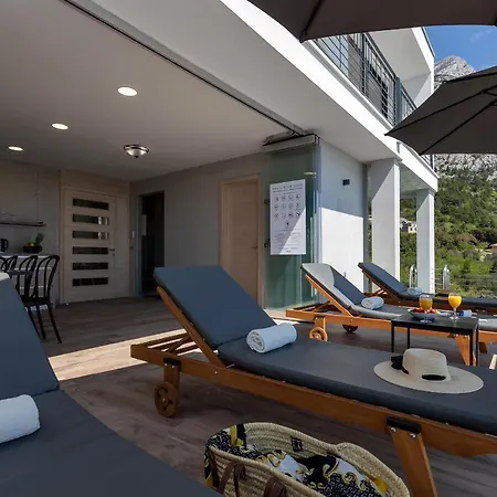 Terazzo With Heated Pool *