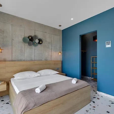 Terazzo With Heated Pool *
